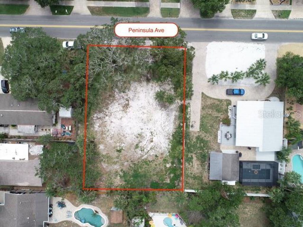 Image 11 of property listing at 437 S PENINSULA AVENUE, New Smyrna Beach, FL 32169