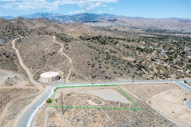 8811 Sage, Yucca Valley, CA 92284