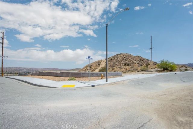 8811 Sage, Yucca Valley, CA 92284