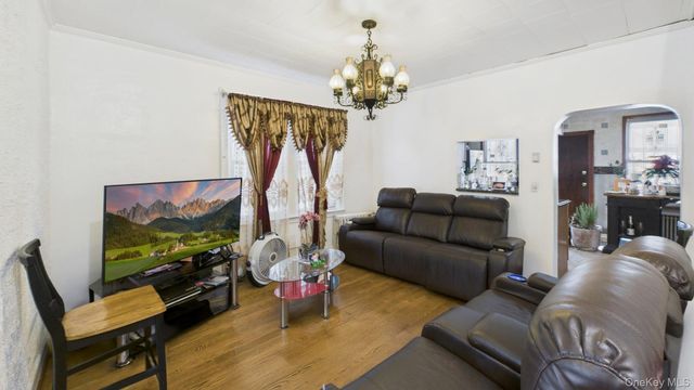 10314 89th Street, Ozone Park, NY 11417