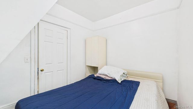 10314 89th Street, Ozone Park, NY 11417