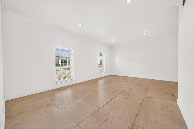 8615 La Fonte Street, Houston, TX 77024