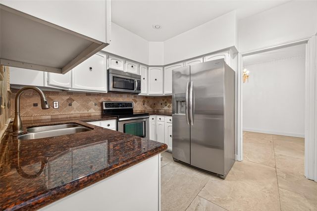 8615 La Fonte Street, Houston, TX 77024