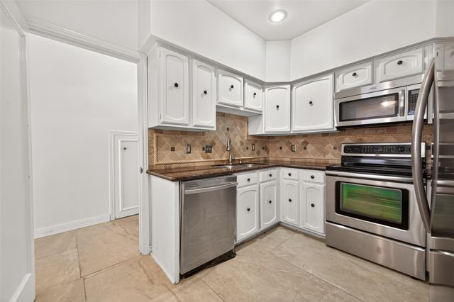 8615 La Fonte Street, Houston, TX 77024