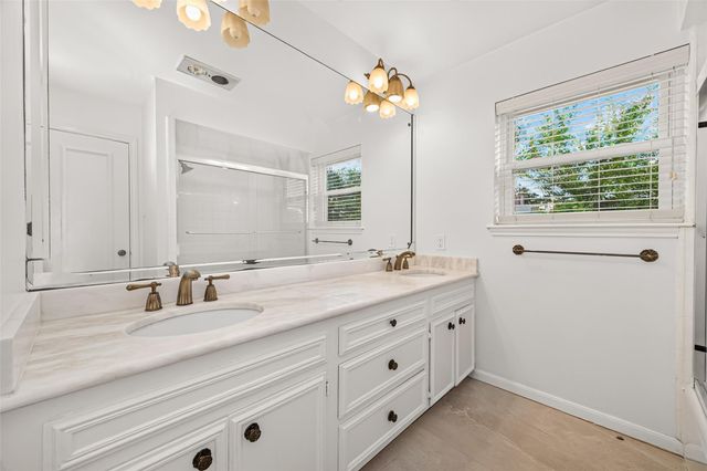 8615 La Fonte Street, Houston, TX 77024