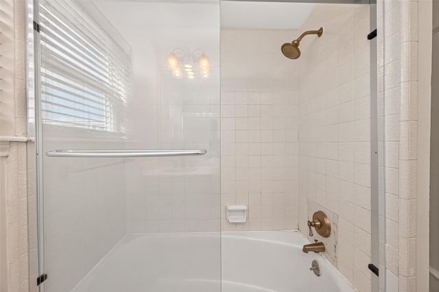 8615 La Fonte Street, Houston, TX 77024