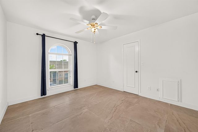 8615 La Fonte Street, Houston, TX 77024