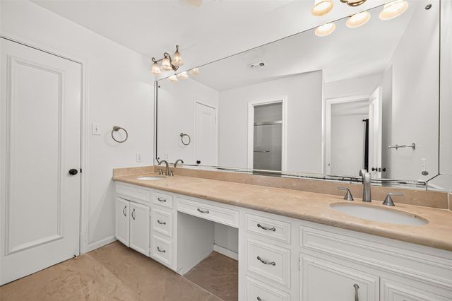8615 La Fonte Street, Houston, TX 77024