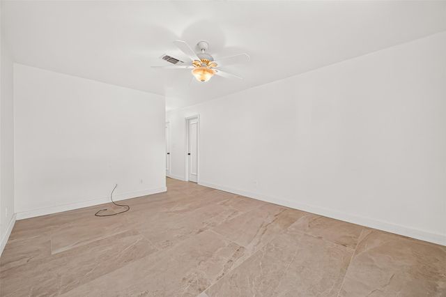 8615 La Fonte Street, Houston, TX 77024