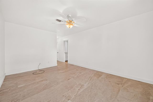 8615 La Fonte Street, Houston, TX 77024