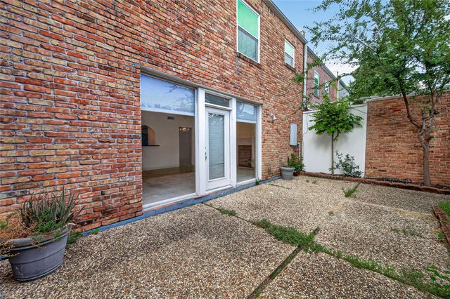 8615 La Fonte Street, Houston, TX 77024