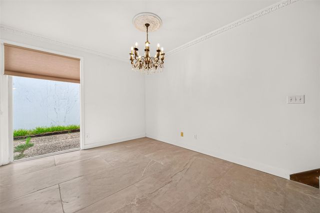 8615 La Fonte Street, Houston, TX 77024