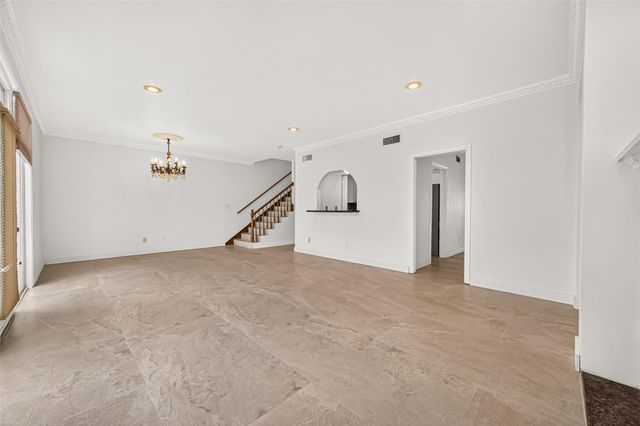 8615 La Fonte Street, Houston, TX 77024