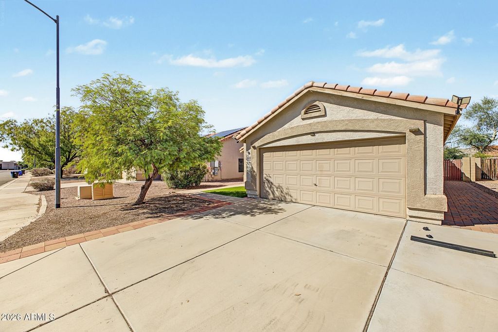 15808 N 138TH Lane, Surprise, AZ 85374 — photo 3