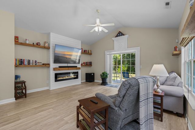 308 Palm Cove Circle, Myrtle Beach, SC 29588