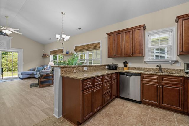 308 Palm Cove Circle, Myrtle Beach, SC 29588