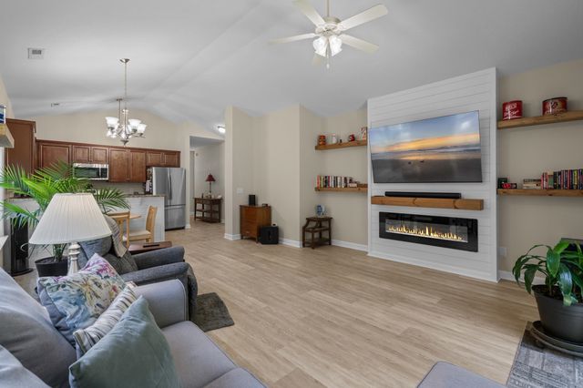 308 Palm Cove Circle, Myrtle Beach, SC 29588
