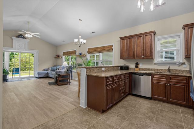 308 Palm Cove Circle, Myrtle Beach, SC 29588