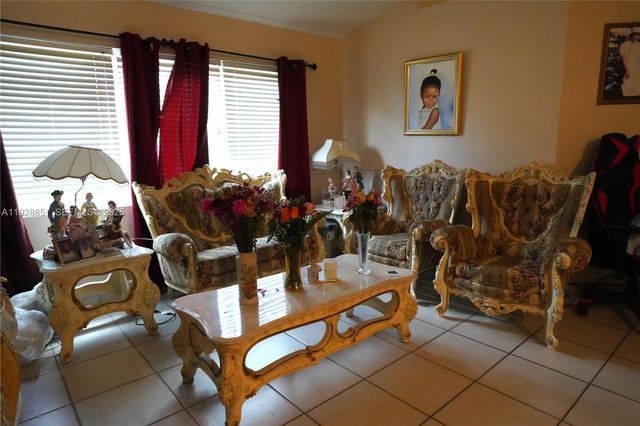 10245 SW 16th Court, Pembroke Pines, FL 33025