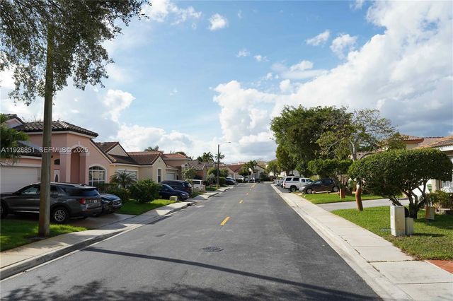 10245 SW 16th Court, Pembroke Pines, FL 33025