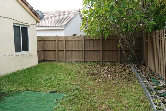 10245 SW 16th Court, Pembroke Pines, FL 33025