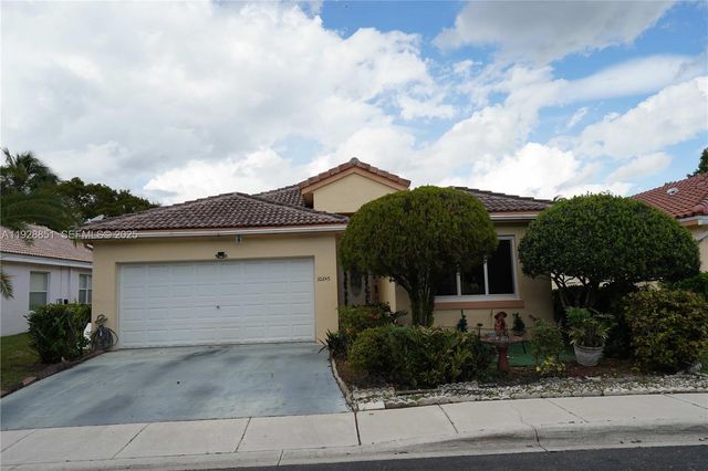 10245 SW 16th Court, Pembroke Pines, FL 33025