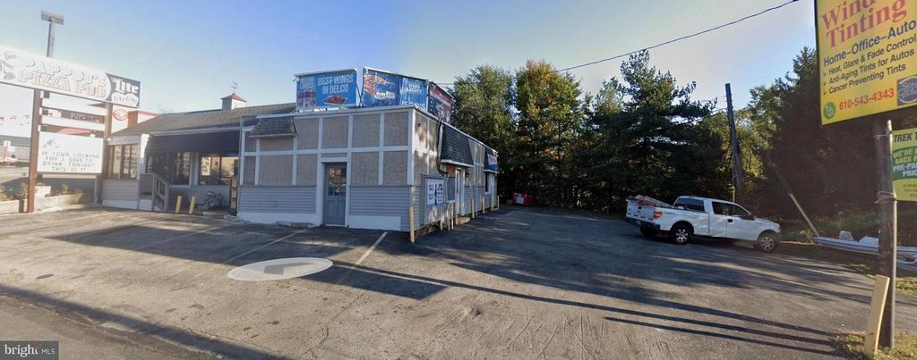 415 & 417 BALTIMORE PIKE, Morton, PA 19070