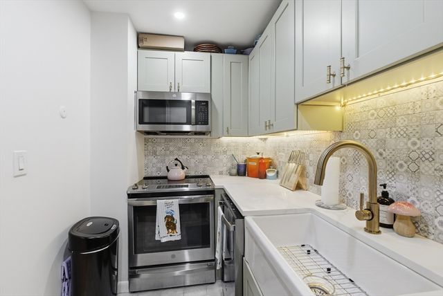 160 Commonwealth Ave 520, Boston, MA 02116