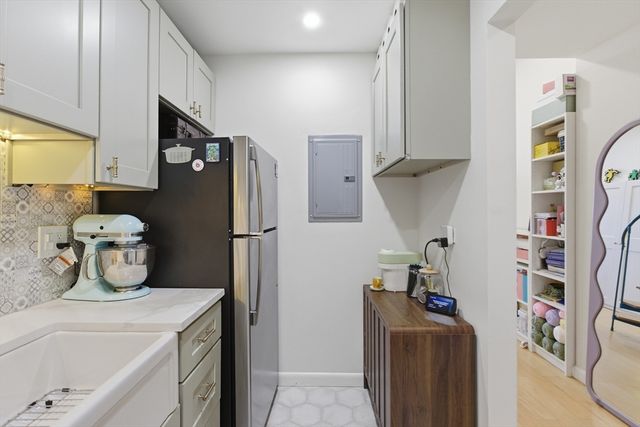 160 Commonwealth Ave 520, Boston, MA 02116