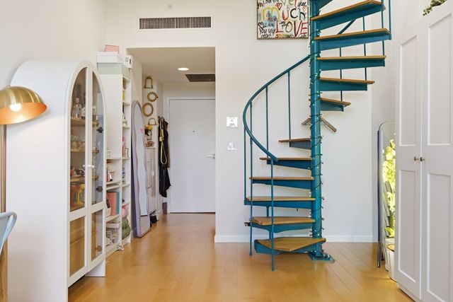 160 Commonwealth Ave 520, Boston, MA 02116