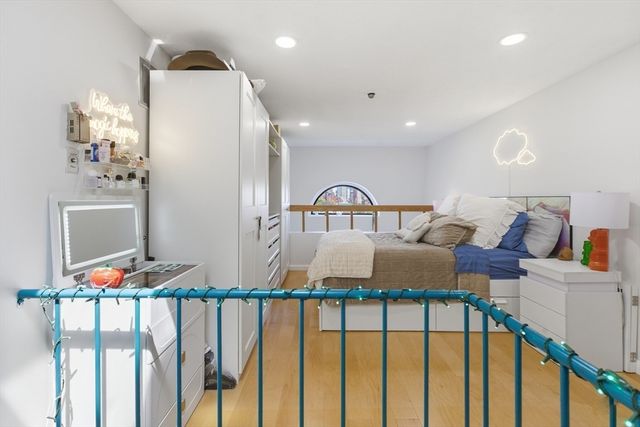160 Commonwealth Ave 520, Boston, MA 02116