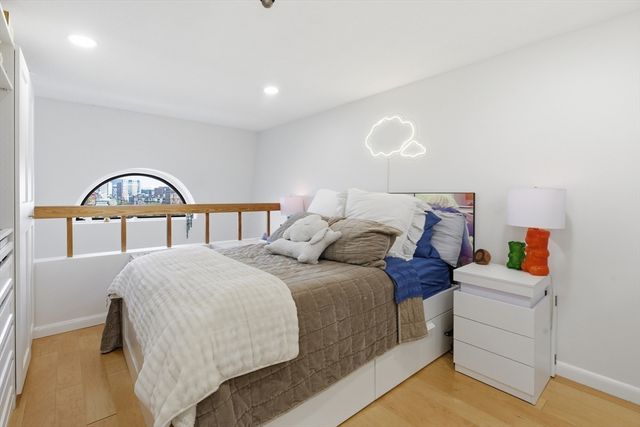 160 Commonwealth Ave 520, Boston, MA 02116
