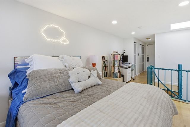 160 Commonwealth Ave 520, Boston, MA 02116