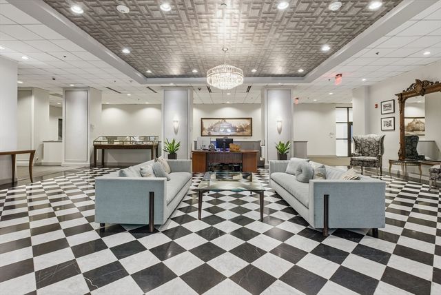 160 Commonwealth Ave 520, Boston, MA 02116