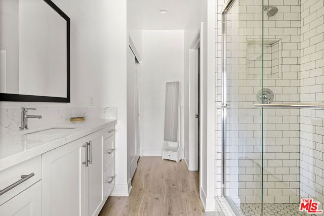 118 S Avenue 50 602, Los Angeles, CA 90042