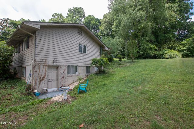 417 Meadow Drive, Bristol, VA 24201