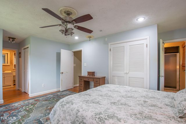 417 Meadow Drive, Bristol, VA 24201