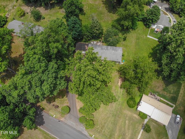 417 Meadow Drive, Bristol, VA 24201