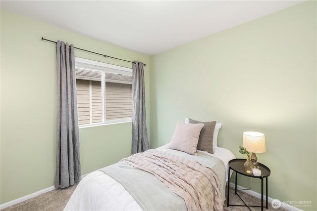 32879 Ten Trails Pkwy SE, Black Diamond, WA 98010