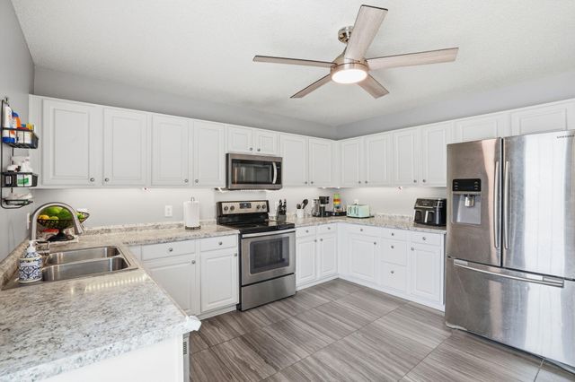 4004 Carolina Bay Drive, Moncks Corner, SC 29461