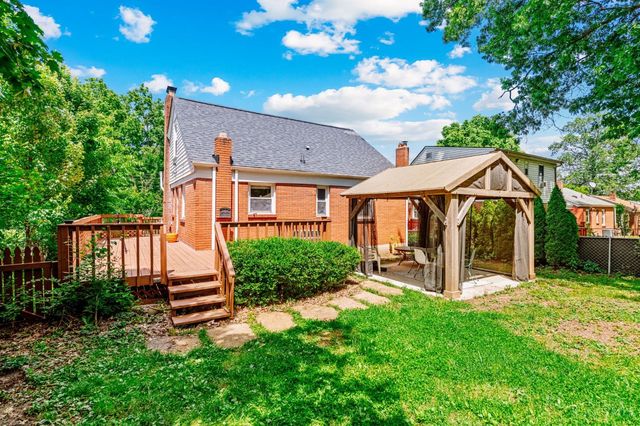 345 Durrell Avenue, Wyoming, OH 45215