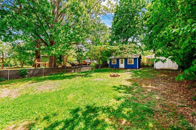 345 Durrell Avenue, Wyoming, OH 45215
