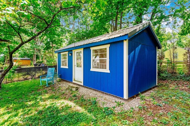 345 Durrell Avenue, Wyoming, OH 45215