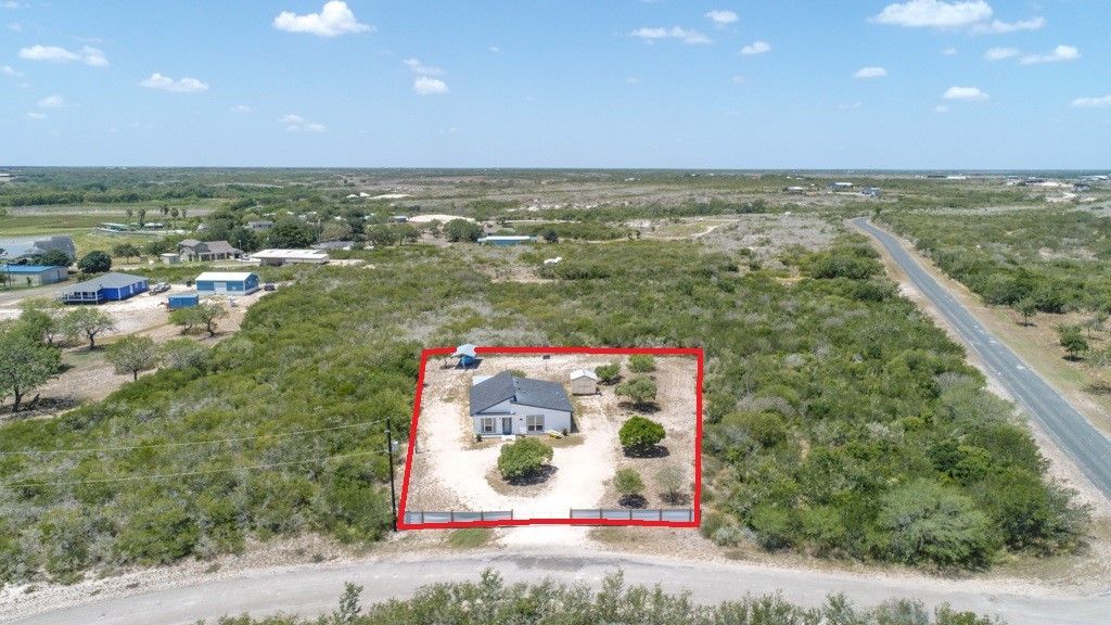 121 Hillside View Dr, Sandia, TX 78383