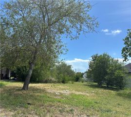 219 Blevins St, Corpus Christi, TX 78415