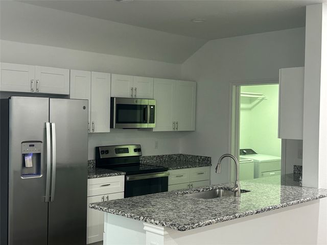 1985 W Bond Street, Denison, TX 75020