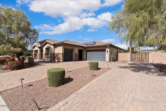18222 W SELLS Drive, Goodyear, AZ 85395
