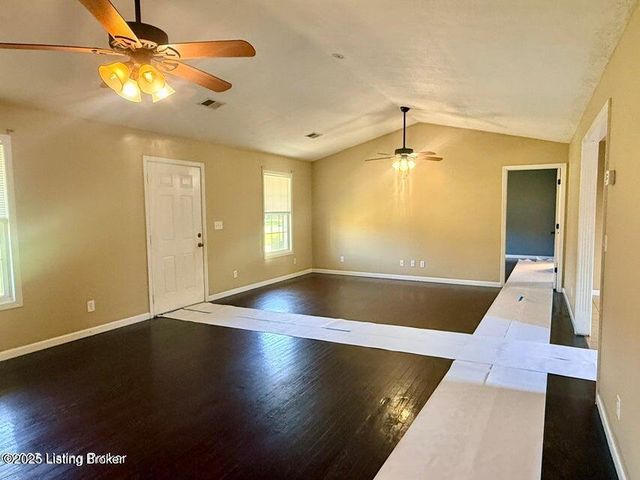108 Andrea Ct, Bardstown, KY 40004