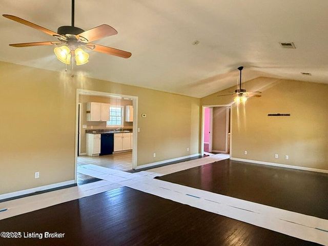 108 Andrea Ct, Bardstown, KY 40004