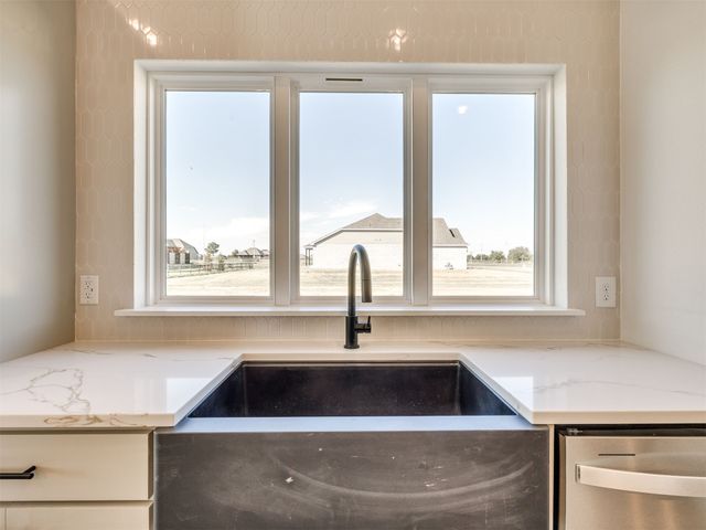 13512 N 60th East Place, Collinsville, OK 74021